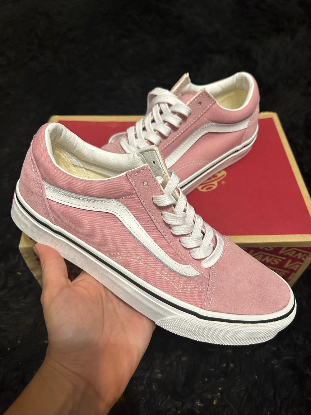 VANS old skool pink suede lace up shoes sneakers women’s 7 new